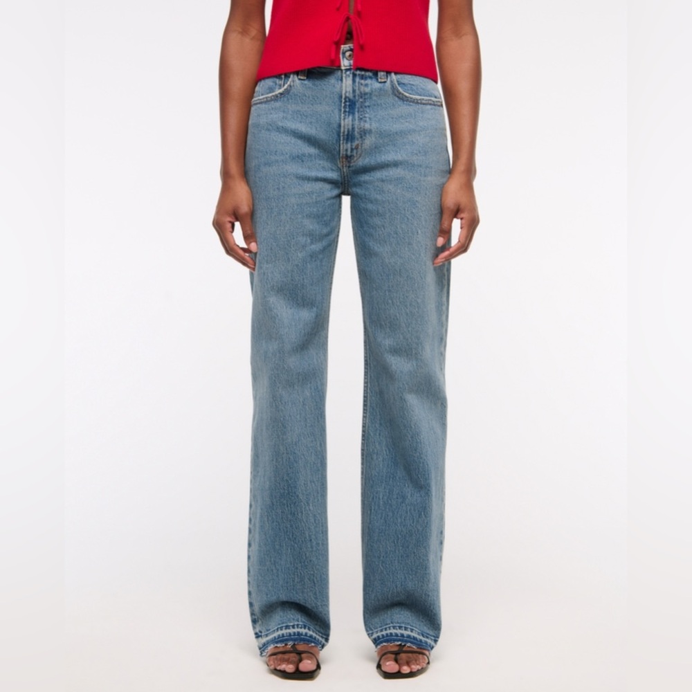 Abercrombie & Fitch High Rise 90s Relaxed Jeans